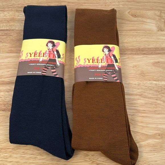 Two pairs of YELETE Ladies tigh high fancy designer socks - Picture 1 of 8
